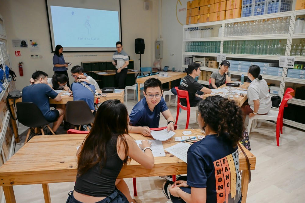在“情绪休息”体验区,与会者了解到情绪不分好与坏,学会识别和表达的技巧。摄/ 蔡佑良