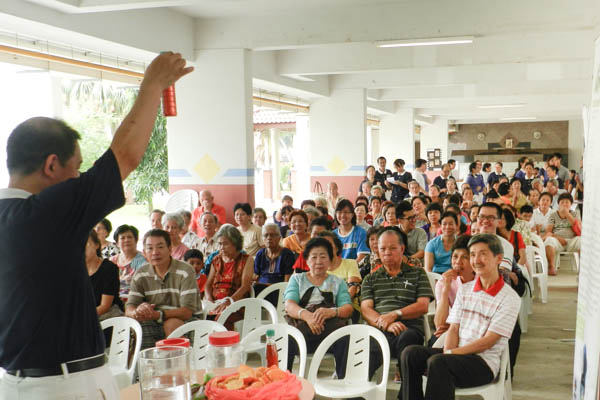 牵手欢庆 宏茂桥环保点周岁